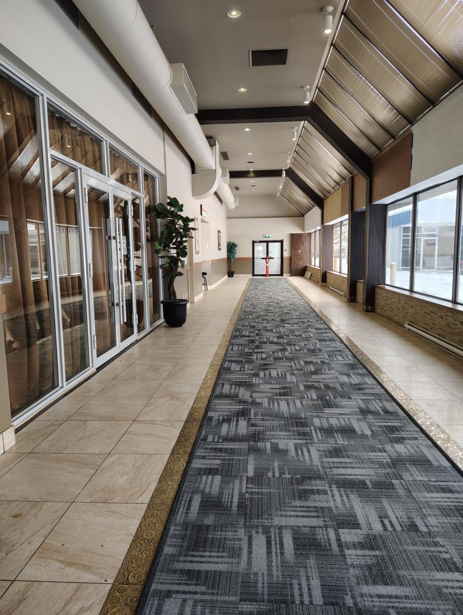 The Lodge Inn Edmonton Bagian luar foto